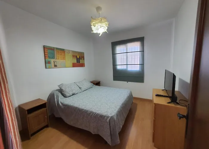 MUCHO ARTE muy cerca del mar con piscina privada